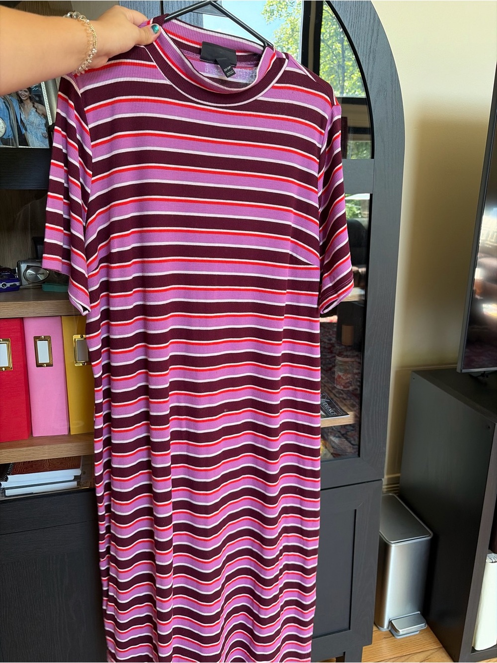 Striped Short-Sleeve Crewneck maxi Dress - Burgundy and Pink